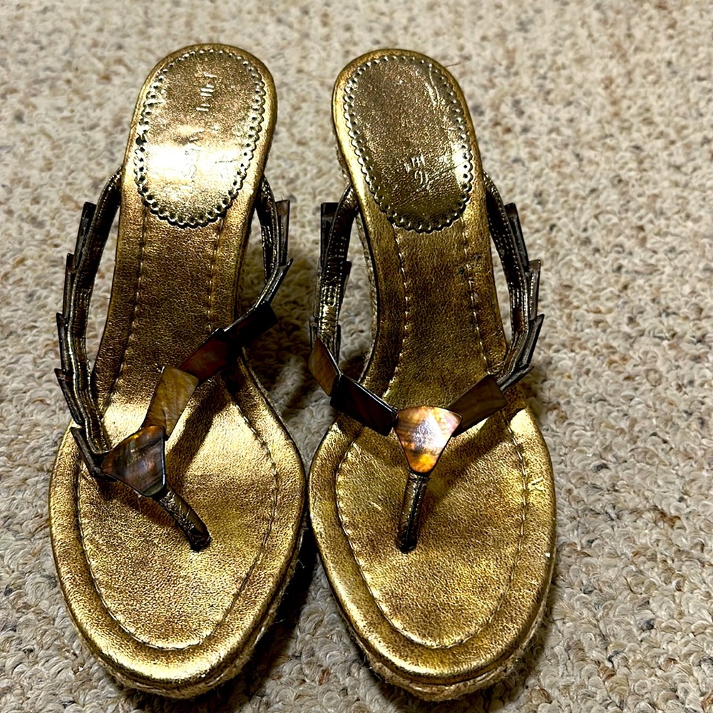 W7 Nine West wedges